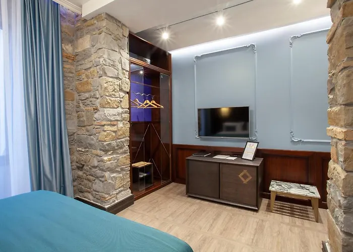 Ξενοδοχείο Solun 4*